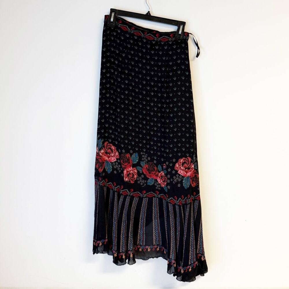 FARM RIO Black Rose Wrap Midi Skirt Size Medium - Picture 5 of 6